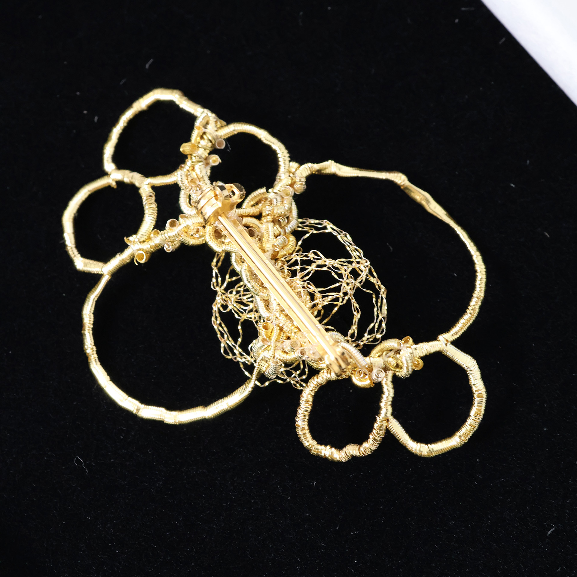 Broche Nubi 6 or - pièce unique - Image 3